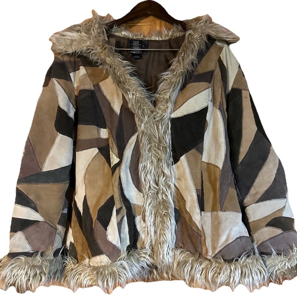 Outerwear Patchwork Leather Jacket with Faux Fur